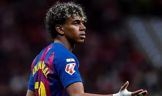 开云体育中国-欧冠巴萨战马竞亚马尔冲纪录，阿尔瓦雷斯对决铁血防线|巴塞罗那|欧冠八强战|拉米内·亚马尔|埃尔林-哈兰德|马德里竞技_新浪体育_新浪新闻